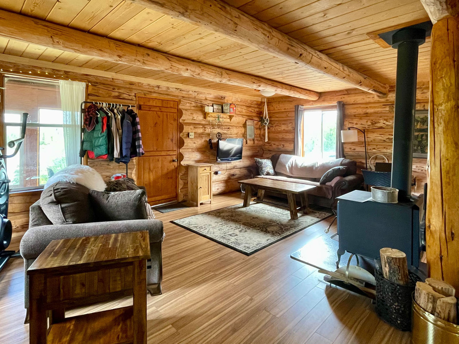Lakefront Log Home Nimpo Lake LandQuest® Realty