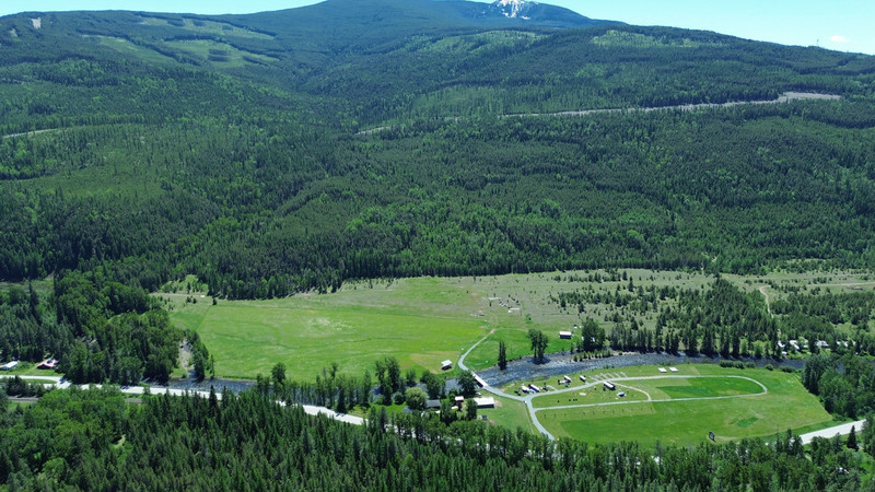 River's Edge Ranch and RV Park with Festival Grounds and No Zoning - Yahk, BC