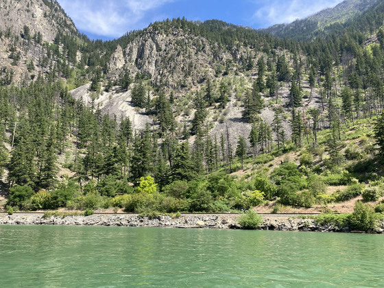 Thumb seton lake waterfront 32