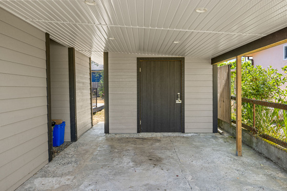 Thumb ladysmith residence 07