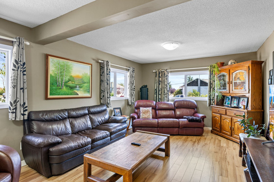 Thumb ladysmith residence 19