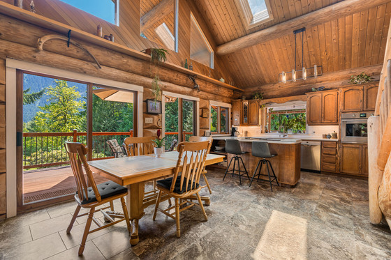 Thumb hope estate 013