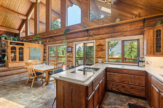 Thumb hope estate 016