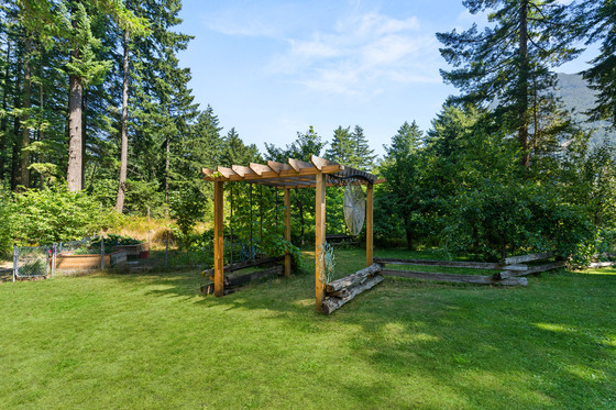 Thumb hope estate 086