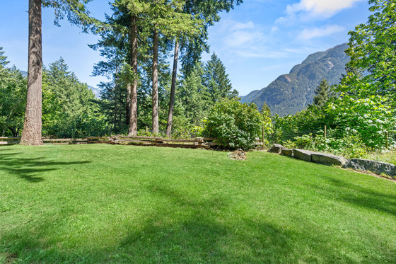 Thumb hope estate 094
