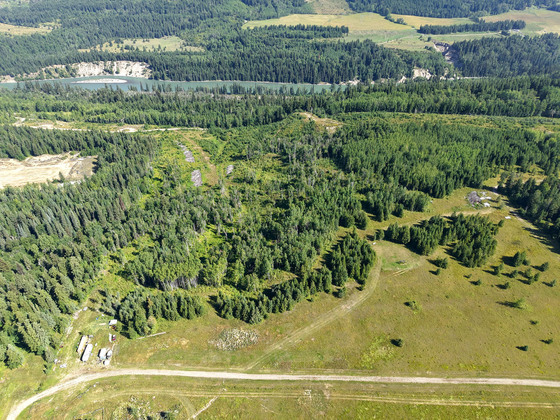 Thumb quesnel agricultural acreage 22