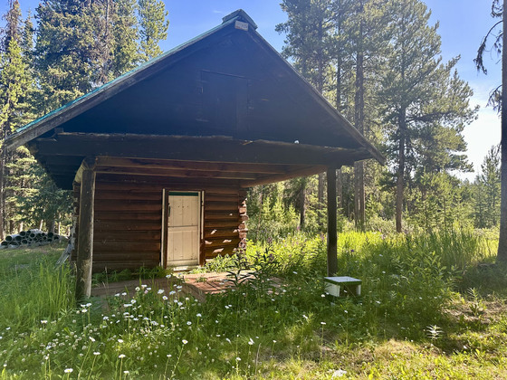 Thumb anahim lake cabin 48