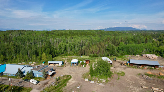 Thumb horsefly lumber mill 02
