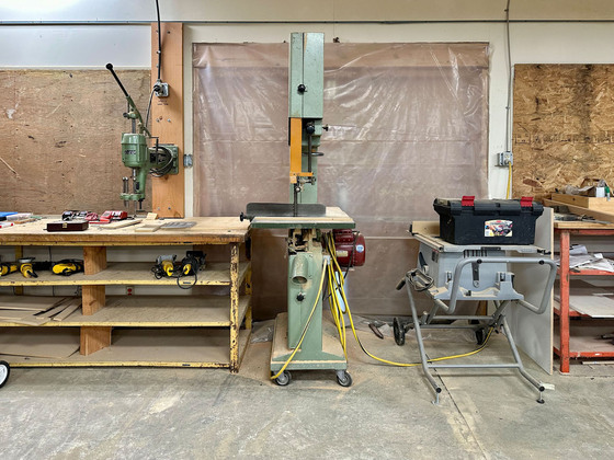 Thumb horsefly lumber mill 14