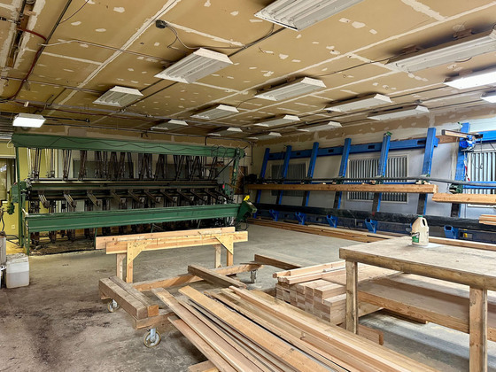 Thumb horsefly lumber mill 19