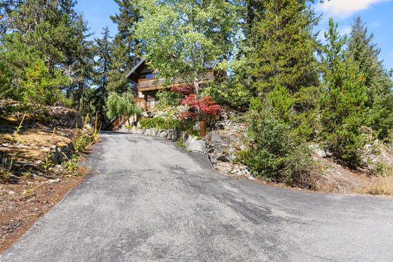 Thumb whistler mountain residence 09