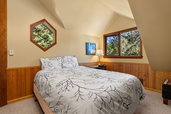 Thumb whistler mountain residence 28