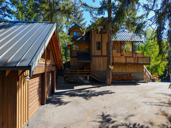 Thumb whistler mountain residence 42