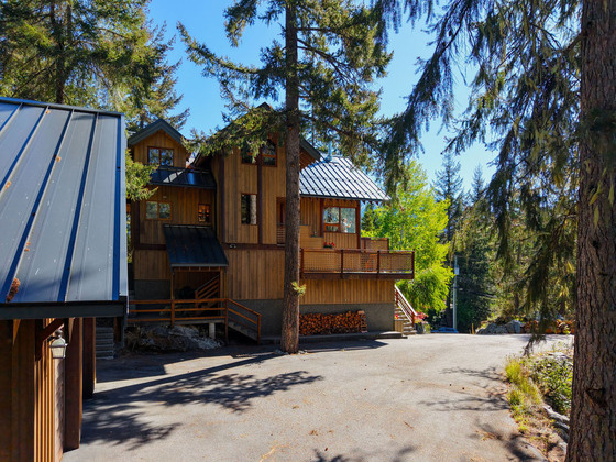 Thumb whistler mountain residence 43