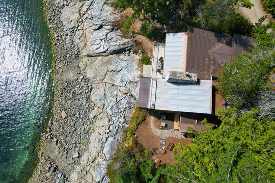 Thumb bliss landing waterfront home 09