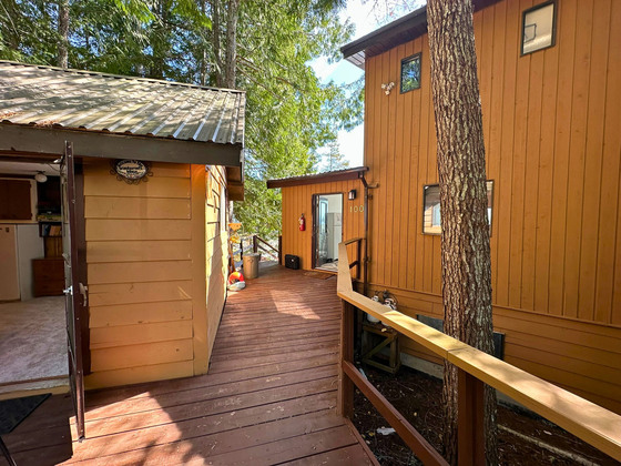 Thumb bliss landing waterfront home 50