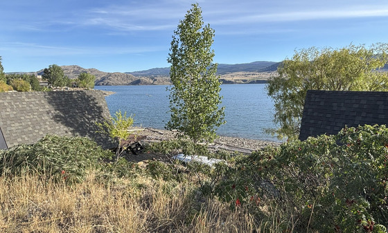 Thumb kamloops lake waterfront lot 16