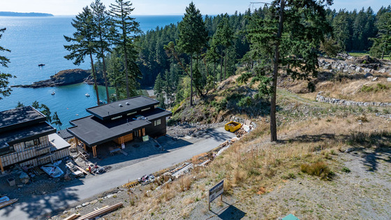 Thumb bowen island ocean view 04