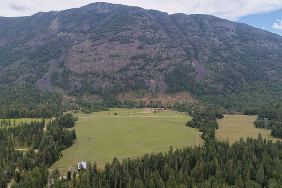 Rural Homestead Near the US Border - Rural Creston, BC
