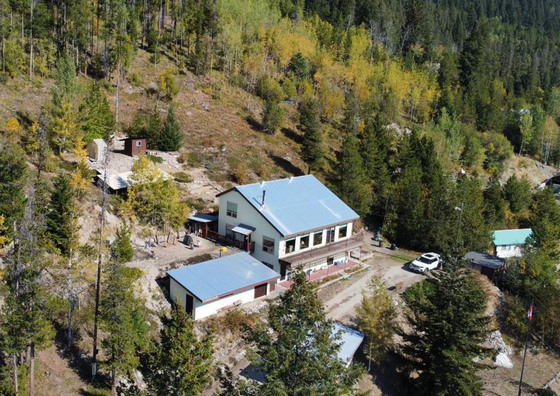 Panoramic Views Over Osprey Lake - Bankeir, BC