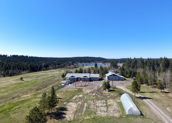 Thoughtfully Designed Estate Property on 7.36 acres in the Heart of 108 Mile Ranch