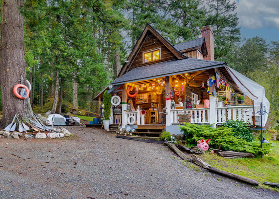 Marine Recycling and Used Boat Parts Business - Nestled in North Saanich, BC