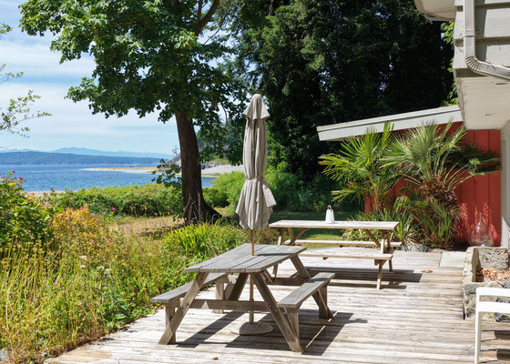 Signature Waterfront Acreage on Pebble Beach and Myrtle Creek - Powell River, BC