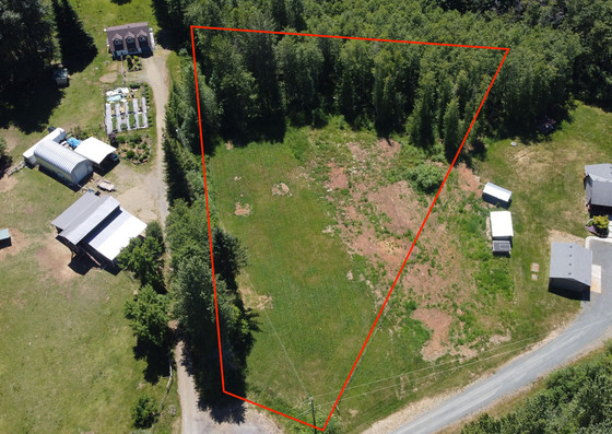 2.5± Acres on Deerfield Road - Campbell River, BC