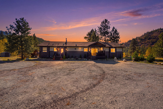 9.8-Acre Private Country Retreat on the Spius Creek - Merritt, BC
