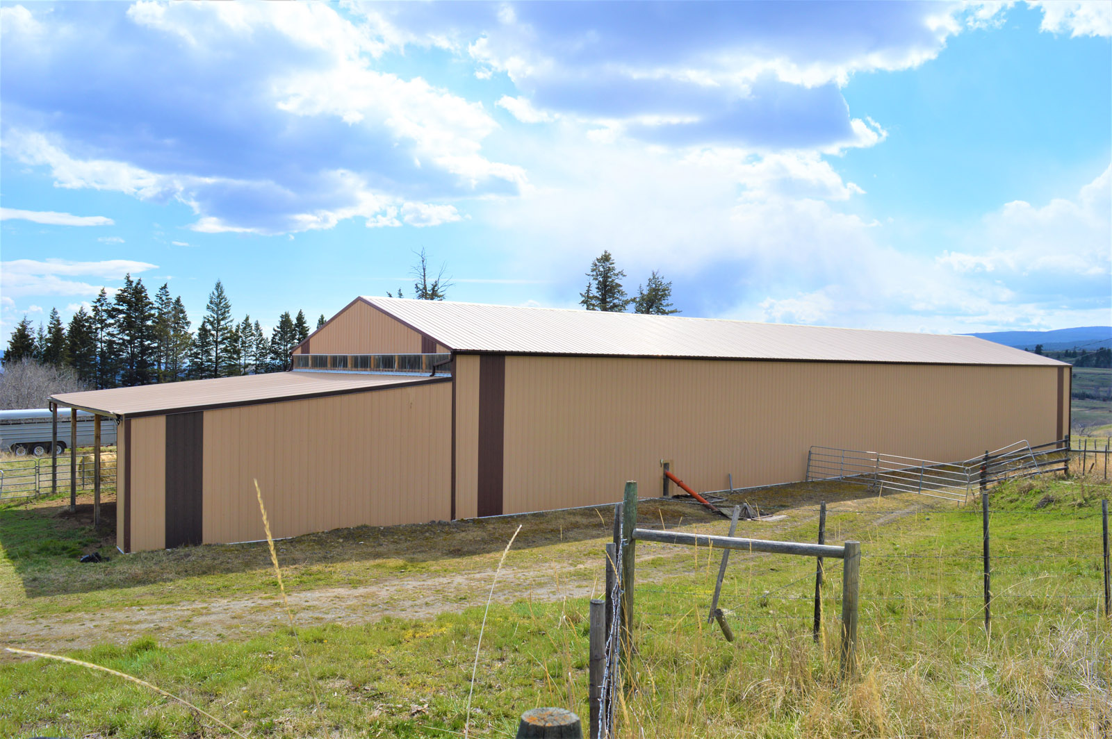 Stunning Home and Acreage with Panoramic Views Knutsford, BC