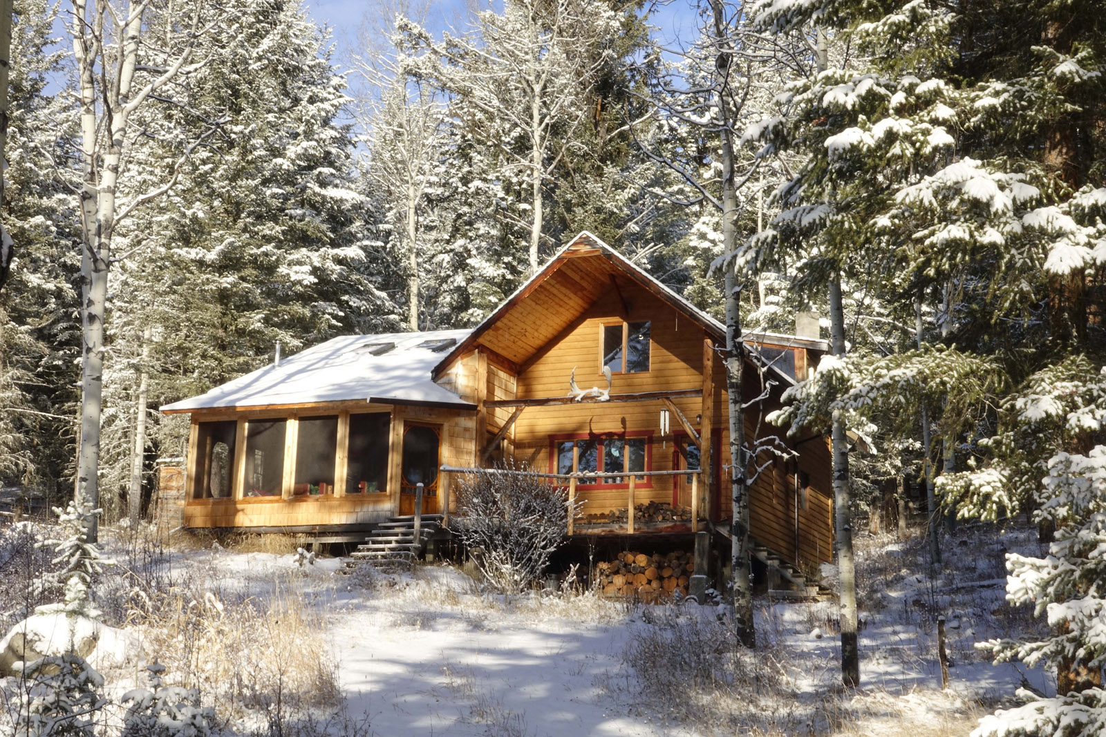 MultiHome Estate in Private Valley West Fraser Road Quesnel