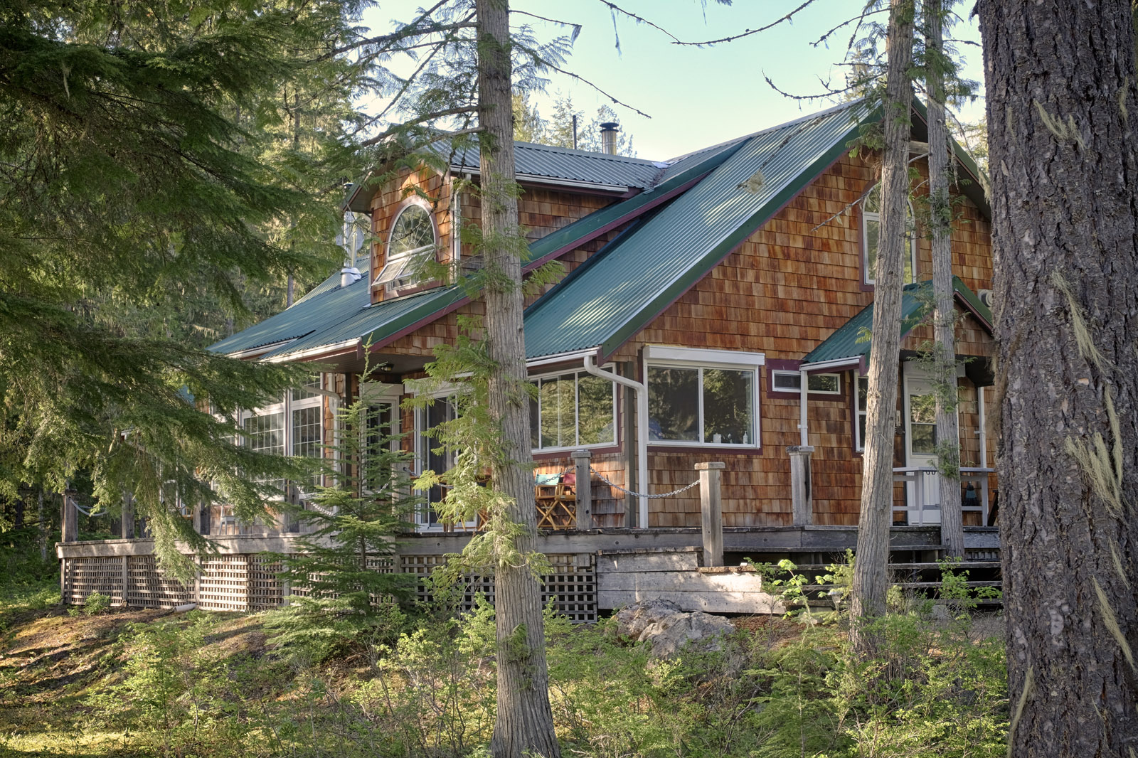 Beach Bay Waterfront Estate Shuswap Lake, BC LandQuest® Realty