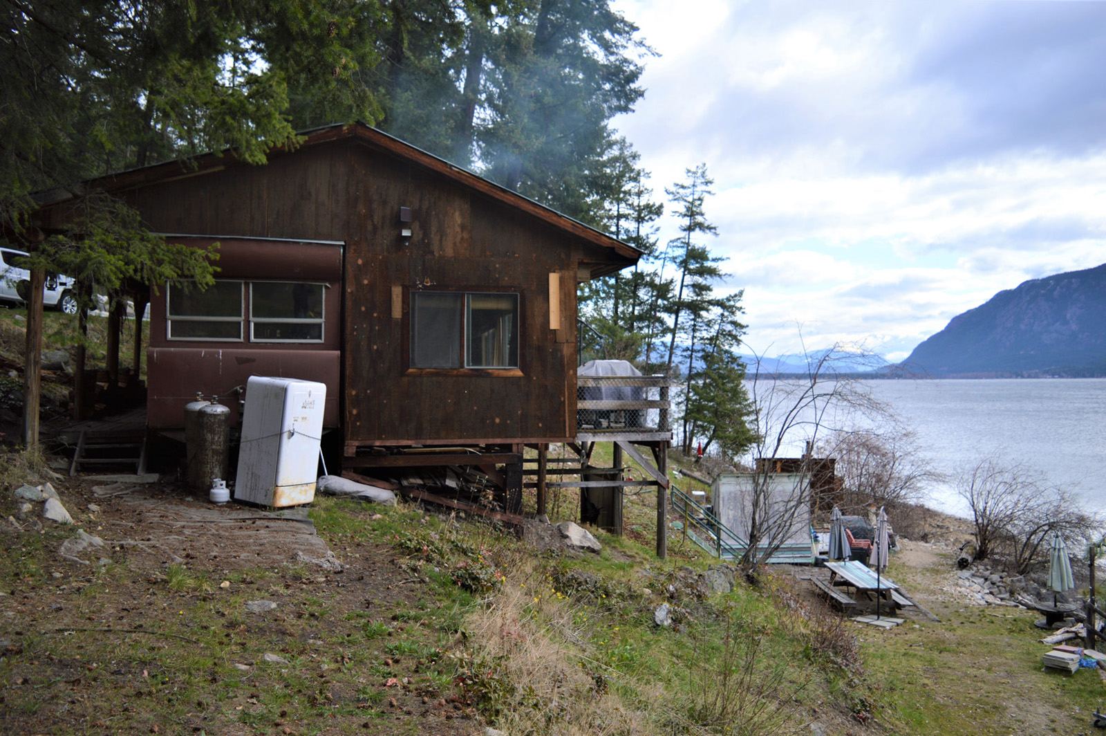Rare Freehold Lakefront Acreage Little Shuswap Lake, BC LandQuest
