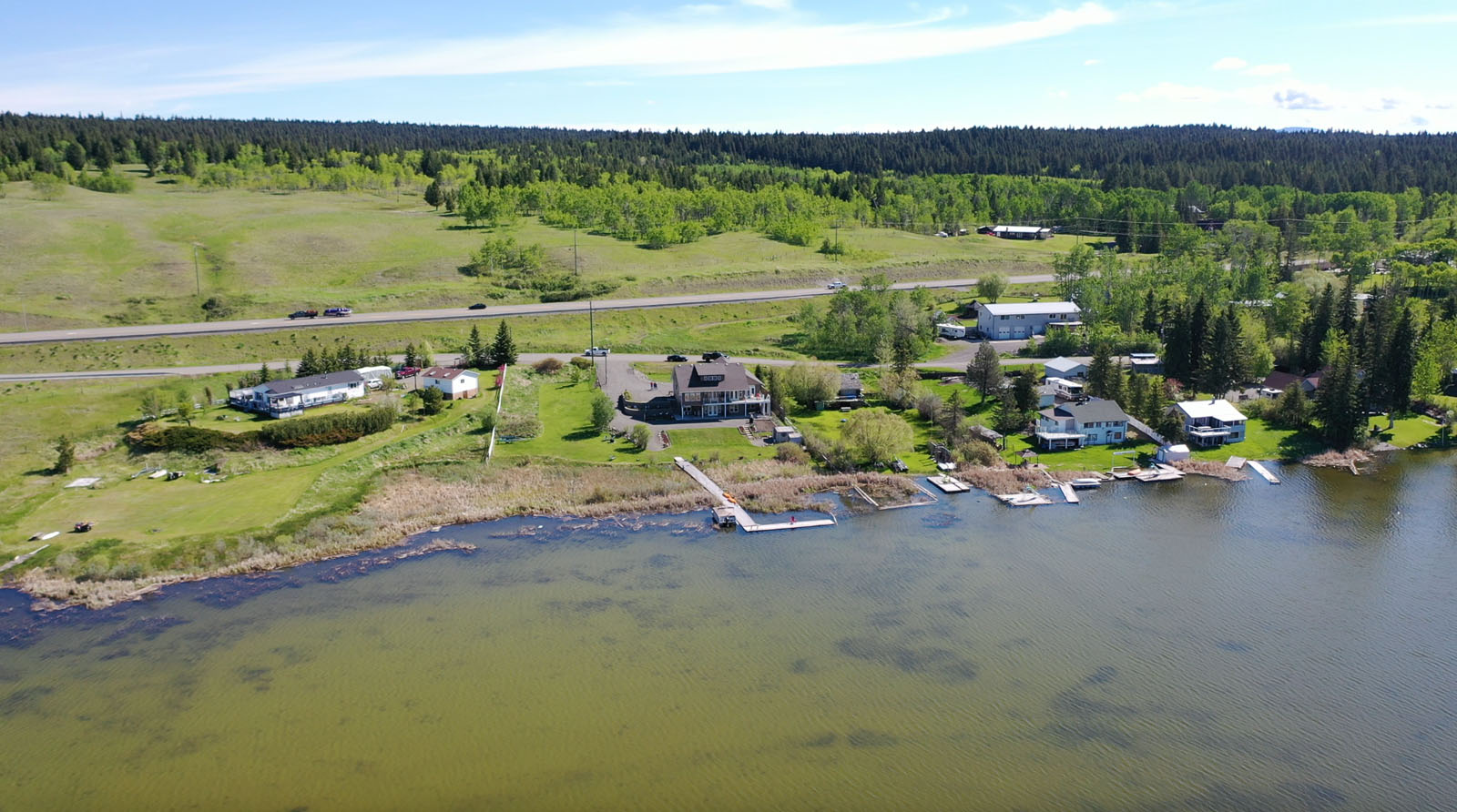 Elegant Lakefront Residence Nestled along the Banks of Lac La Hache