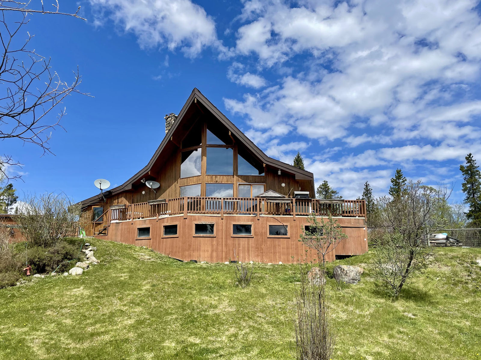 Escape Back to Nature in the Tatlayoko Valley Tatla Lake, BC