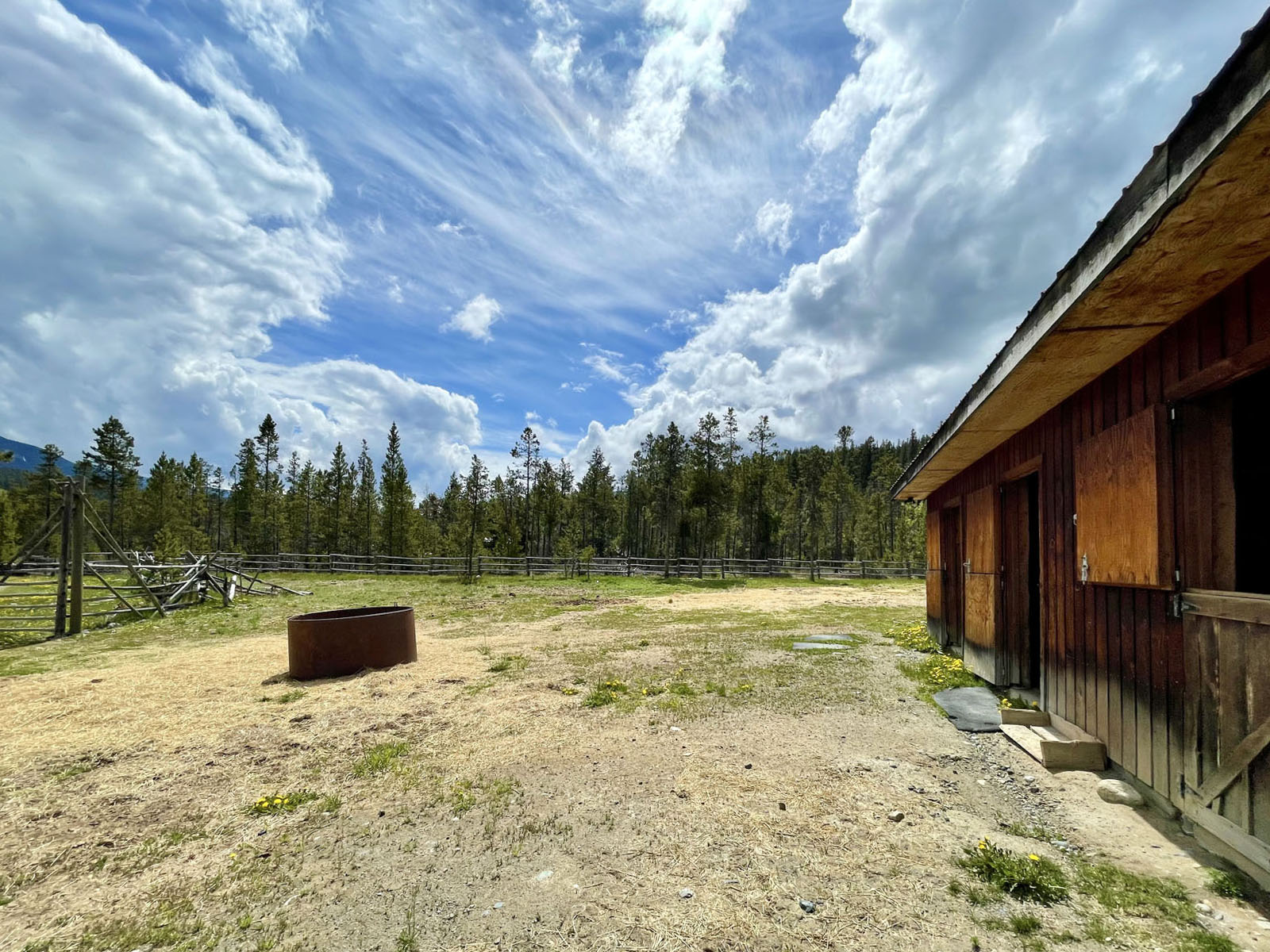 Escape Back to Nature in the Tatlayoko Valley Tatla Lake, BC