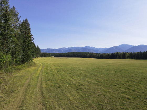 Trophy Private Acreage with Rocky Mountain Views only Minutes to Town - Invermere, BC