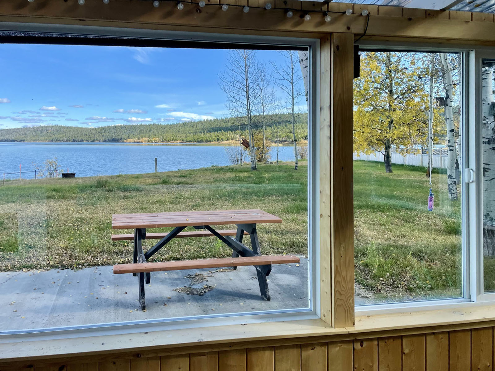 Lakefront Bungalow on Puntzi Lake Cariboo/Chilcotin LandQuest® Realty