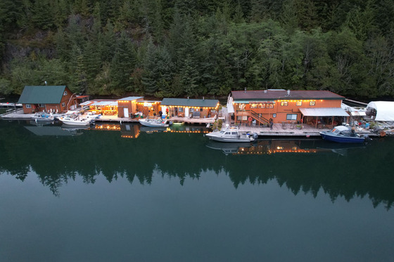 Slam Bang Lodge - Kyuquot Sound