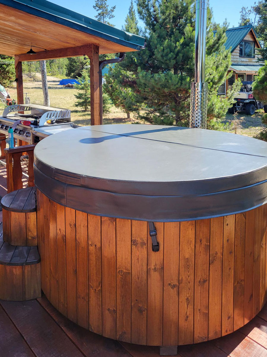 Lakefront Log Cabin Alexis Lakes Chilcotin LandQuest® Realty